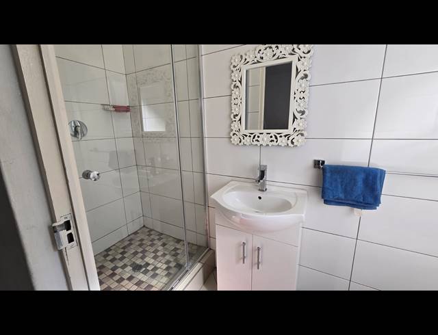 4 BEDROOM FREEHOLD FOR SALE IN SOUTH CREST